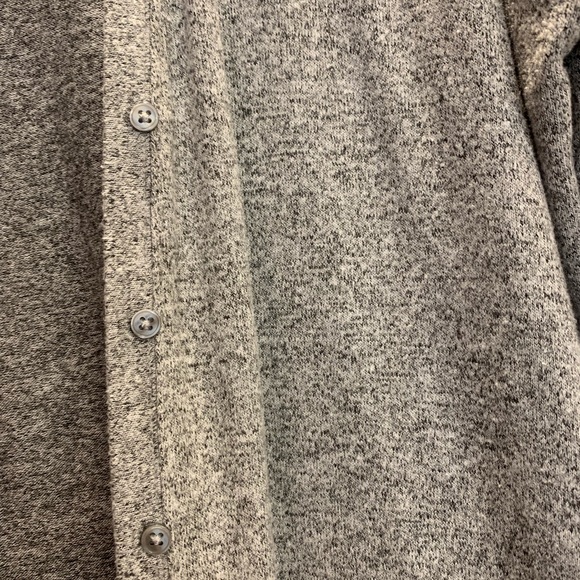 American Eagle Tank & Cardigan Set - Picture 6 of 6